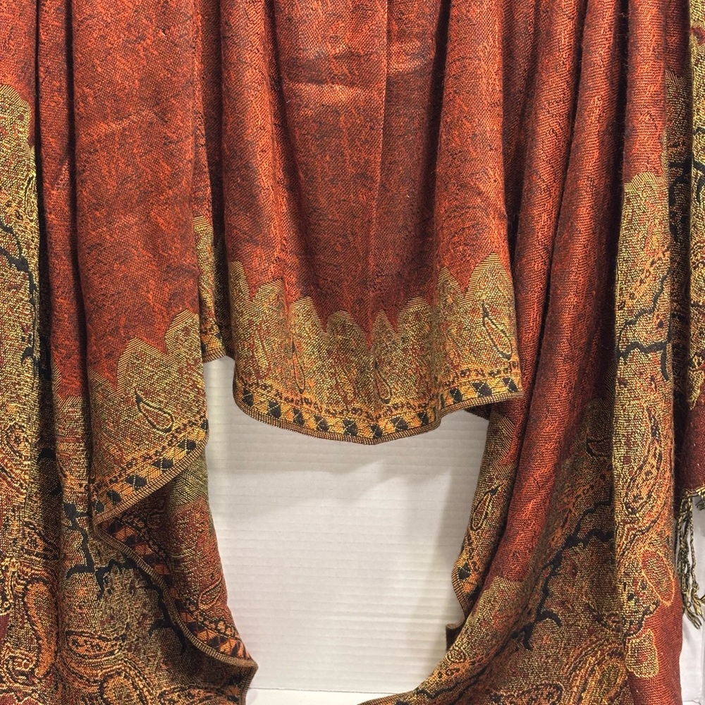 Wms Paisley Rusty Red Black Green Orange Scarf Shawl Wrap Blanket Fringed NWOT